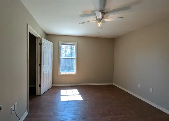 Property at 518 Sullivan Kilrain Rd Unit B, Hattiesburg, MS, 39402, 2 beds, 2 baths, [object Object]