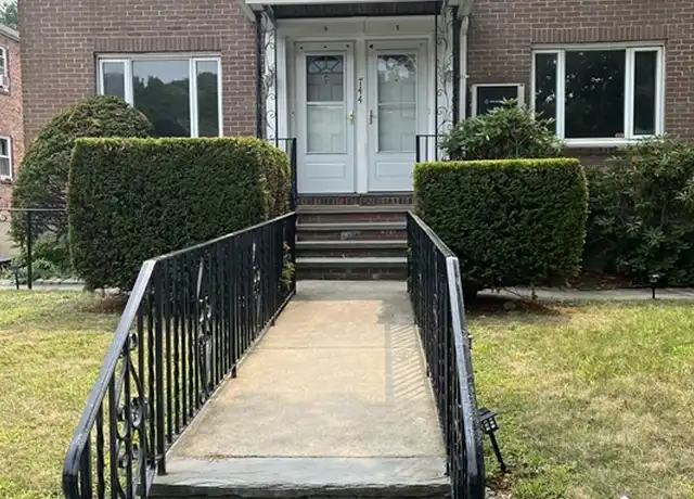 Property at 744 Boylston St Unit 1, Chestnut Hill, MA, 02467, 3 beds, 2 baths, [object Object]