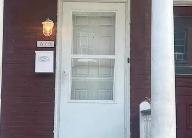 Property at 615 Oxford St, Harrisburg, PA, 17110, 3 beds, 1 bath, [object Object]