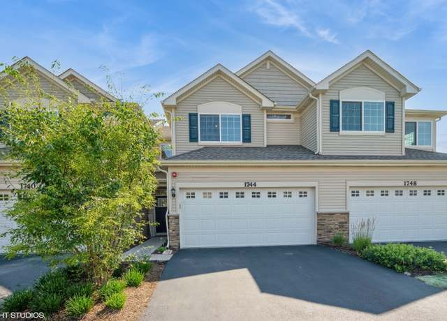 Photo of 1744 Carlstedt Dr, Batavia, IL 60510