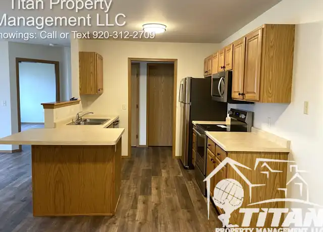Property at 5 E Waukau Ave Unit A, Oshkosh, WI, 54902, 2 beds, 2 baths, [object Object]