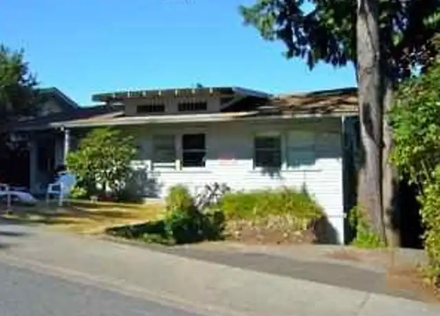 Property at 715 N Forest St Unit B, Bellingham, WA, 98225, 4 beds, 1 bath, [object Object]