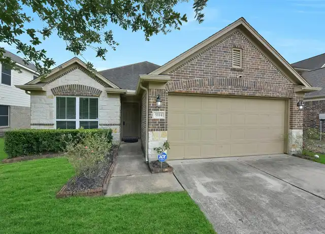 Property at 5114 Espuela Ln, Baytown, TX, 77521, 3 beds, 2 baths, [object Object]