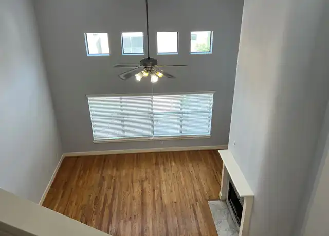 Property at 8672 Meadowcroft Dr, Houston, TX, 77063, 3 beds, 2.5 baths, [object Object]