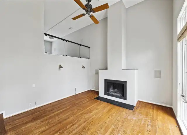 Property at 1393 Arlington St #1393, Houston, TX, 77008, 2 beds, 2.5 baths, [object Object]