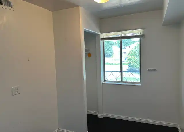 Property at 730 S 1200 E Unit 19 19D, Salt Lake City, UT, 84102, 4 beds, 1 bath, [object Object]