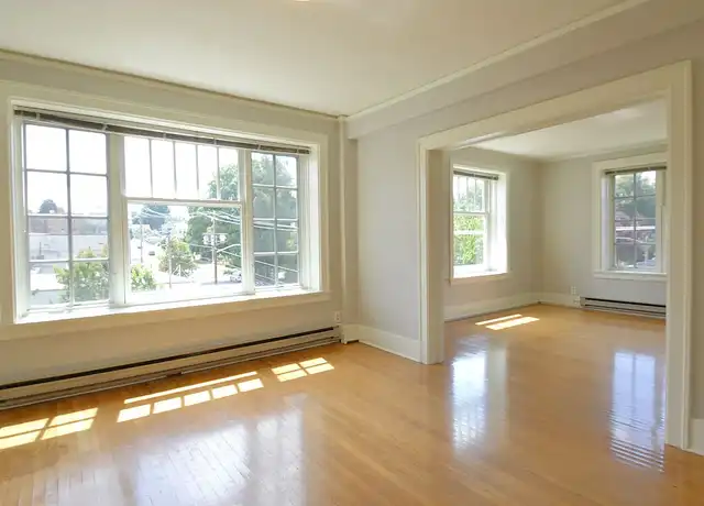 Property at Townhouse Apartments - 117 N Tacoma Ave, Tacoma, WA, 98403, 0 beds, 1 bath, [object Object]