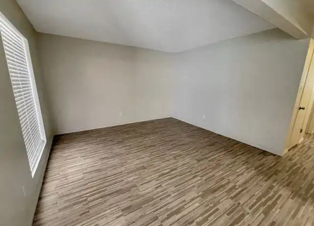 Property at 1502 E Bender Blvd Unit 58, Hobbs, NM, 88240, 2 beds, 1 bath, [object Object]