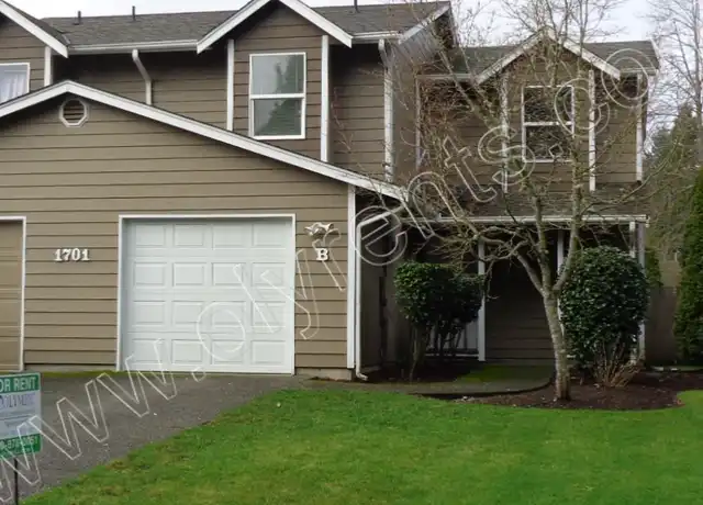 Property at 1703 Sulky Dr SE Unit B, Olympia, WA, 98503, 3 beds, 1.5 baths, [object Object]