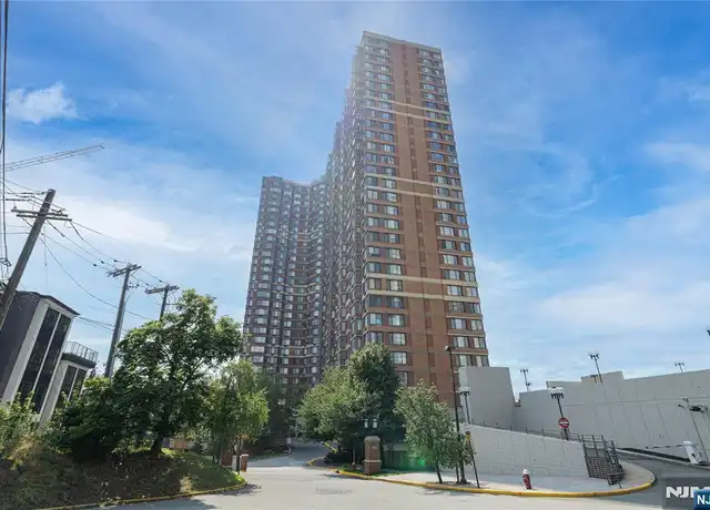 Property at 100 Old Palisade Rd #2811, Fort Lee, NJ, 07024, 2 beds, 2 baths, [object Object]
