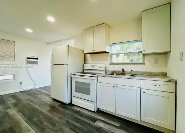 Property at 1909 Windsor Ave Unit 1909, West Palm Beach, FL, 33407, 2 beds, 1 bath, [object Object]