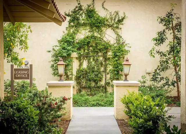 Property at Claystone Del Plaza - 6096 Riverside Ave, Riverside, CA, 92506, 2 beds, 1 bath, [object Object]