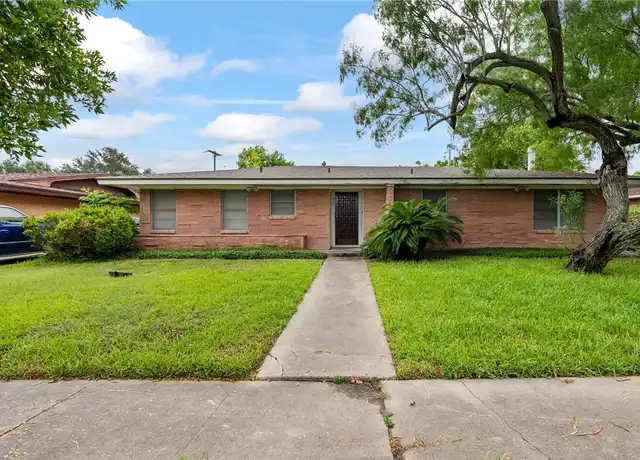 Property at 921 Barracuda Pl, Corpus Christi, TX, 78411, 3 beds, 2 baths, [object Object]