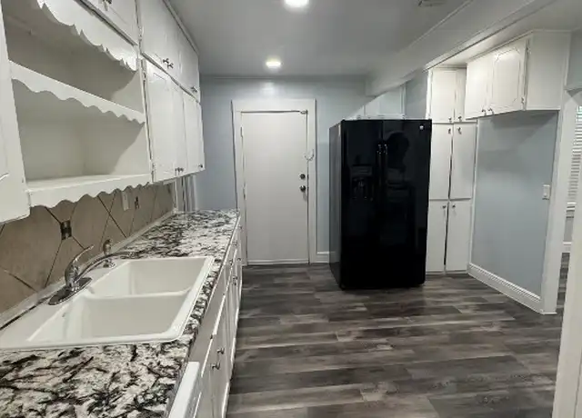Property at 1705 Holly St, Austin, TX, 78702, 3 beds, 2 baths, [object Object]