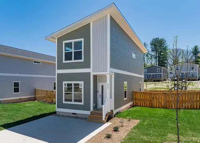 Property at Belle Meadow - 332 Blossom Bend Ln, Asheville, NC, 28806, 4 beds, 3 baths, [object Object]