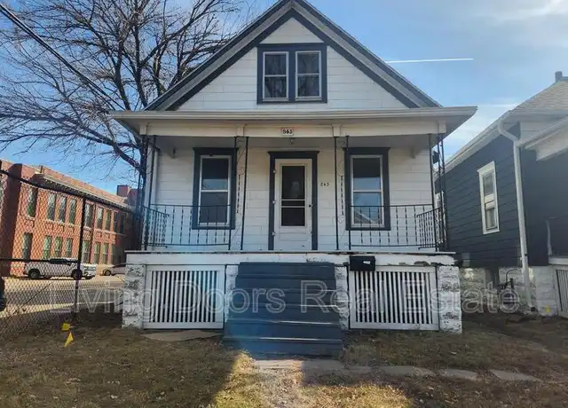Property at 843 New Hampshire St, Lincoln, NE, 68508, 5 beds, 2 baths, [object Object]