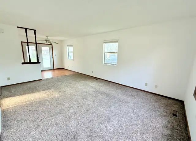 Property at 721 NE 6th St, Ankeny, IA, 50021, 3 beds, 2 baths, [object Object]