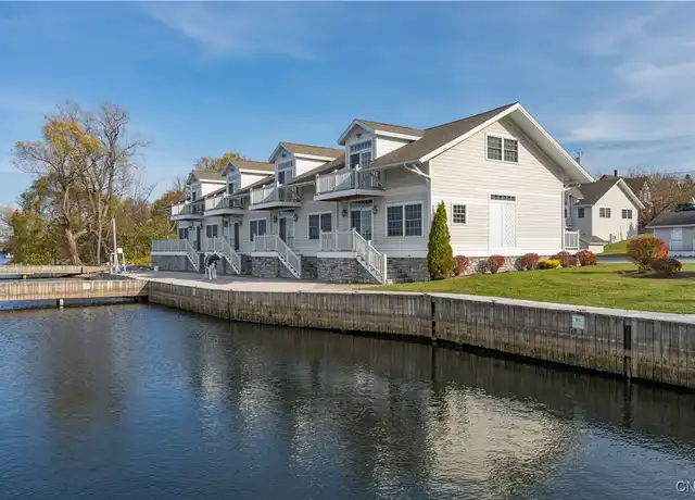 Property at 207 General Smith Dr, Sackets Harbor, NY, 13685, 1 bed, 1.5 baths, [object Object]