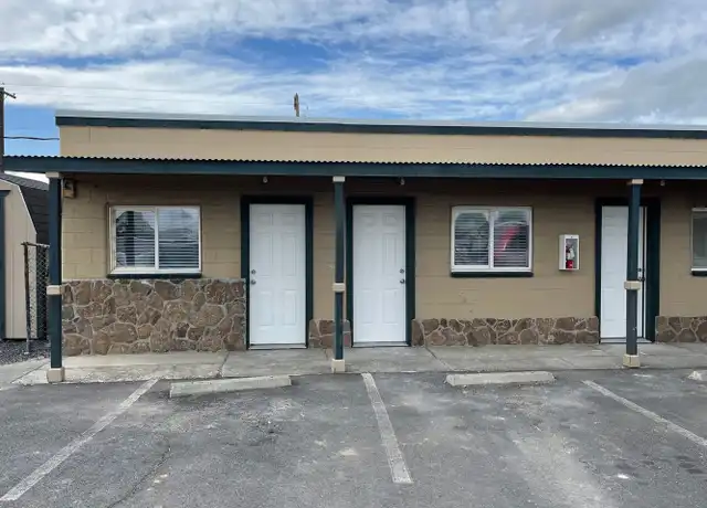 Property at 2128 W Broadway Ave Unit 10, Moses Lake, WA, 98837, 1 bed, 1 bath, [object Object]