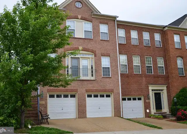 Property at 13620 Red Squirrel Way, Herndon, VA, 20171, 3 beds, 2.5 baths, [object Object]