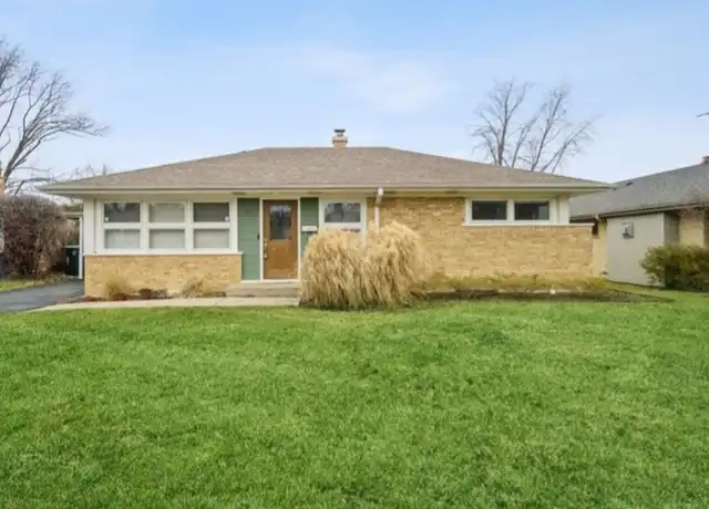 Property at 1109 Whitfield Rd, Northbrook, IL, 60062, 3 beds, 2 baths, [object Object]