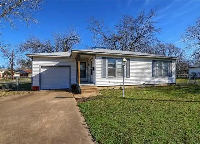 Property at 1601 E Mildred St, Sherman, TX, 75090, 2 beds, 1 bath, [object Object]