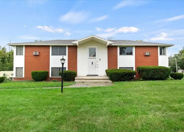 Property at Burke Crest Apartments - 5 Burke Ln, Spencerport, NY, 14559, 1 bed, 1 bath, [object Object]