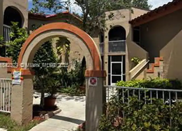 Property at 334 SW 86th Ave, Pembroke Pines, FL, 33025, 2 beds, 2 baths, [object Object]
