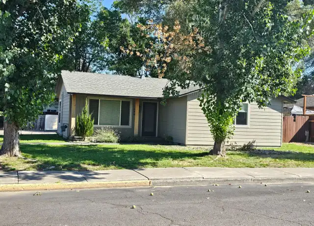 Property at 264 SE D St, Madras, OR, 97741, 3 beds, 1 bath, [object Object]