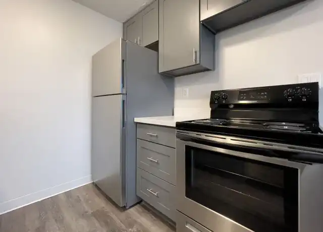 Property at 728 Cherry Ave Unit 19, Sumner, WA, 98390, 2 beds, 1 bath, [object Object]