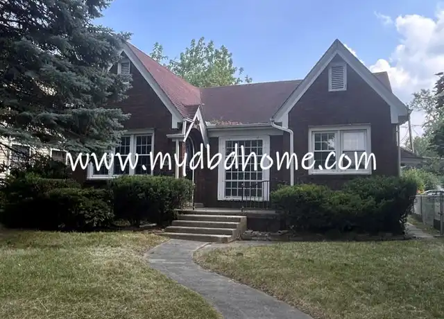 Property at 822 E Rudisill Blvd, Fort Wayne, IN, 46806, 2 beds, 1 bath, [object Object]