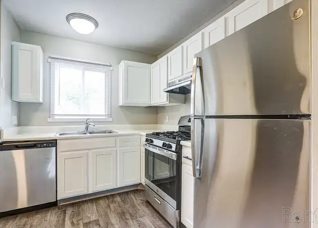 Property at Autumn Woods Apartments - 3500 Commons Blvd, Jackson, MI, 49203, 1-3 bed, 1-1.5 bath, [object Object]