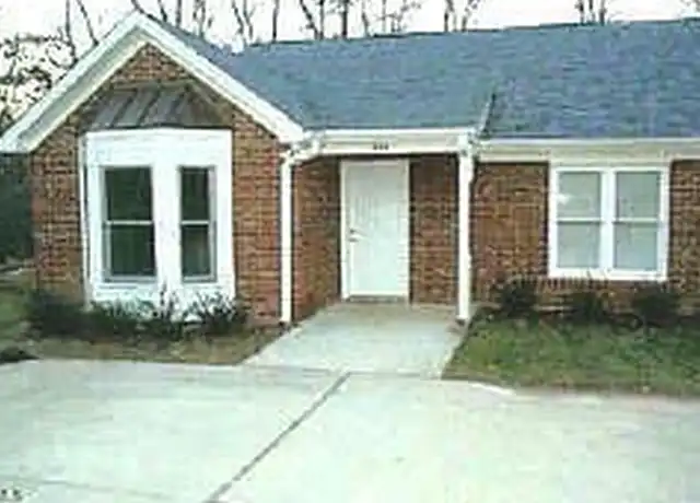 Property at 404 Creekway Dr, Fuquay-Varina, NC, 27526, 2 beds, 2 baths, [object Object]
