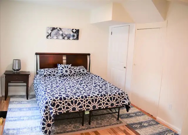Property at 62 Lower Main St, Sunapee, NH, 03782, 1 bed, 1 bath, [object Object]