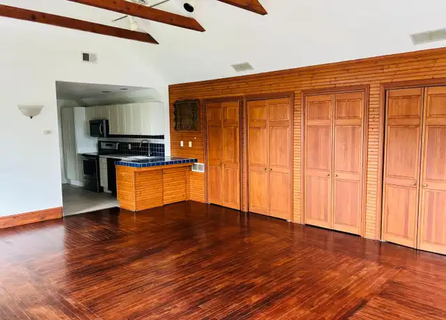 Property at 100 W Brown St Unit 2ND FLOOR, Norristown, PA, 19401, 3 beds, 1 bath, [object Object]