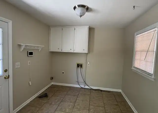 Property at 3602 Southlea Ct, Columbus, GA, 31909, 4 beds, 2 baths, [object Object]