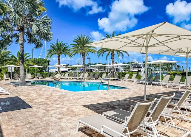 Property at 2000 Overseas Hwy, Marathon, FL, 33050, 3 beds, 2 baths, [object Object]