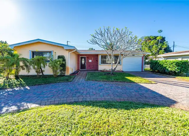 Property at 8430 NW 15th Ct, Pembroke Pines, FL, 33024, 3 beds, 3 baths, [object Object]