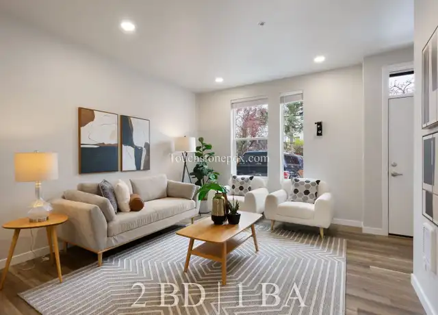 Property at 3323 SE 87th Ave Unit 2, Portland, OR, 97266, 2 beds, 1.5 baths, [object Object]