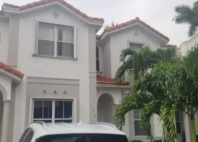 Property at 5420 NW 107th Ave #309, Doral, FL, 33178, 4 beds, 3 baths, [object Object]