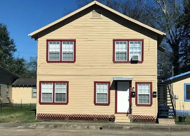 Property at 505 E Main St, Lafayette, LA, 70501, 2 beds, 1 bath, [object Object]