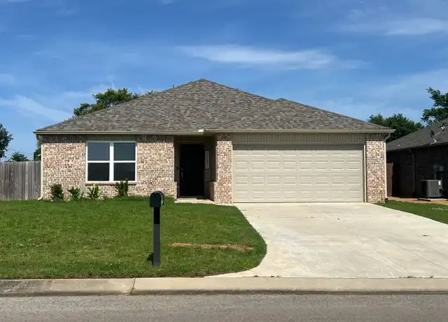 Property at 2305 Bent Tree Rd, Shawnee, OK, 74804, 3 beds, 2 baths, [object Object]
