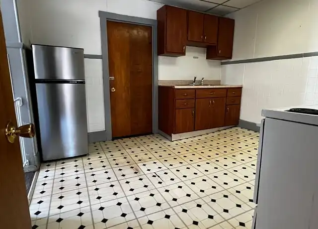 Property at 46 Main St Unit 46 2, Conemaugh, PA, 15909, 2 beds, 1 bath, [object Object]