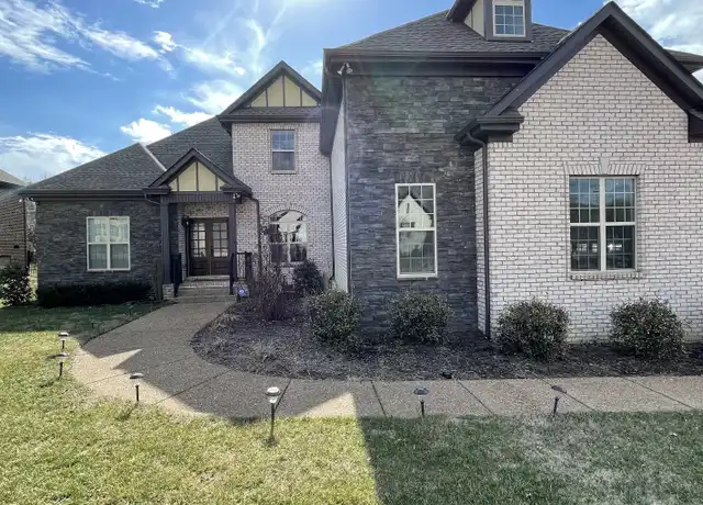 Property at 2006 Eagle View Rd, Hendersonville, TN, 37075, 4 beds, 3 baths, [object Object]