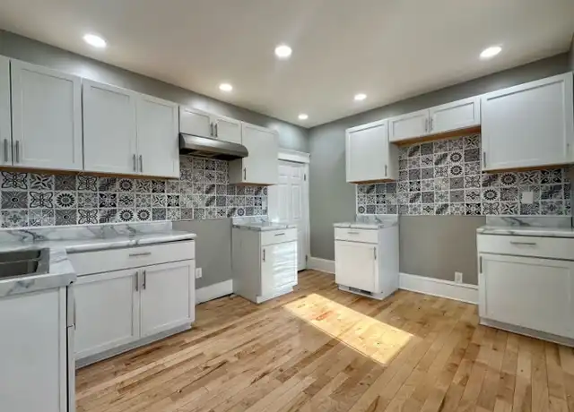 Property at 1336 Morgan Ave N, Minneapolis, MN, 55411, 4 beds, 1.5 baths, [object Object]