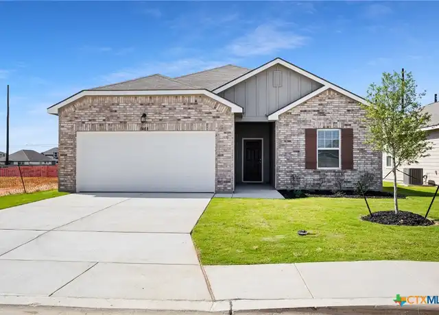 Property at 1408 Almeda Rd, Seguin, TX, 78155, 4 beds, 2 baths, [object Object]