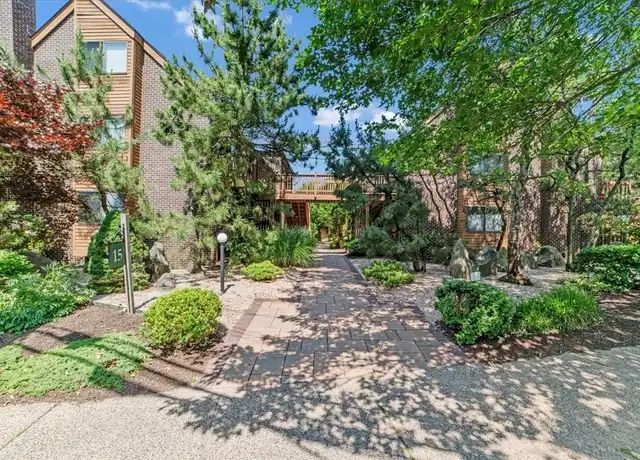 Property at 15 Greenridge Ave Unit 19F, White Plains, NY, 10605, 2 beds, 2 baths, [object Object]