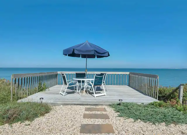 Property at 11A Oakhurst Rd, Hampton Bays, NY, 11946, 2 beds, 1 bath, [object Object]