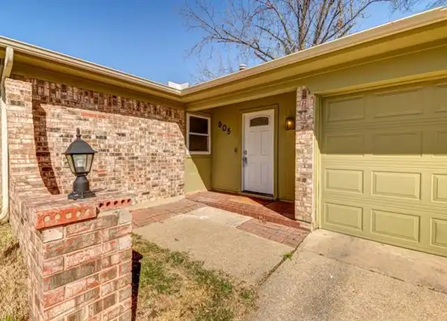 Property at 905 Kristin Ct, Arlington, TX, 76012, 3 beds, 2 baths, [object Object]