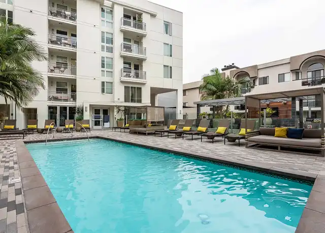 Property at Desmond at Wilshire - 5520 Wilshire Blvd, Los Angeles, CA, 90036, 2 beds, 2 baths, [object Object]